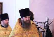 Иерей Виктор Сурин