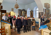 В Зауралье сельские школьники побывали в храме города Кургана