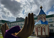 В храме иконы «Всецарица» при курганском онкодиспансере появилась библиотека