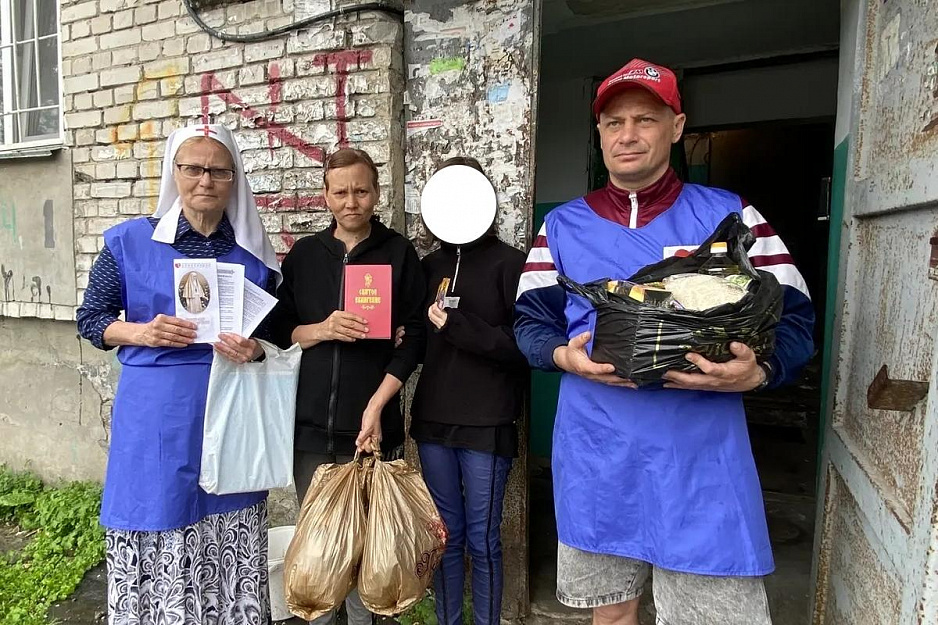 В Кургане «Экипаж Милосердия» совершил очередной выезд в многодетные семьи 