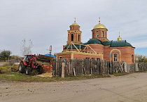 При храме в Глядянском строят котельную