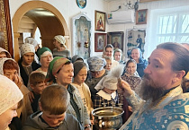 Священнослужители Курганской епархии благословили школьников на новый учебный год