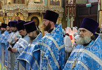 Престольный праздник Александро-Невского кафедрального собора встретили в Кургане