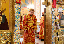 Митрополит Даниил совершил Литургию в день поминовения усопших