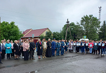 В Белозерском  священник, участвовавший в СВО, принял участие в открытии мемориала «Поклон и память поколений»
