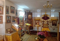 В Варгашах Успенский храм посетили библиотекари и «серебряные волонтёры»