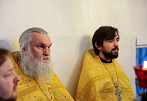 В Покровском храме Кургана собор архиереев совершил Литургию