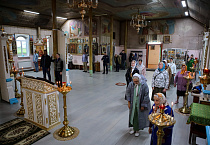 В храме микрорайона Смолино прошла архиерейская Литургия