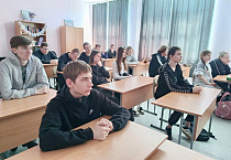Урок нравственности о Великой Отечественной войне провёл священник в курганском ЦО