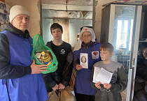 В Кургане «Экипаж Милосердия» совершил очередной выезд в многодетные семьи