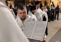 Митрополит Даниил и священство Курганской епархии совершили Великую Рождественскую вечерню