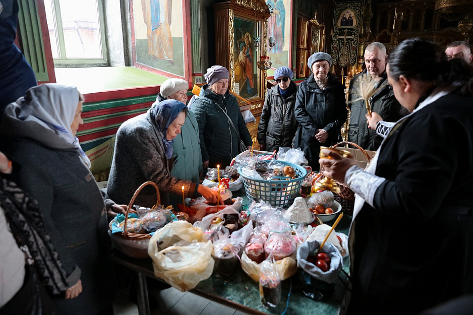 В Великую Субботу во всех храмах Курганской епархии пройдет освящение пасхальных даров