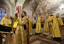 В старинном храме села Усть-Суерское два архиерея совершили Литургию