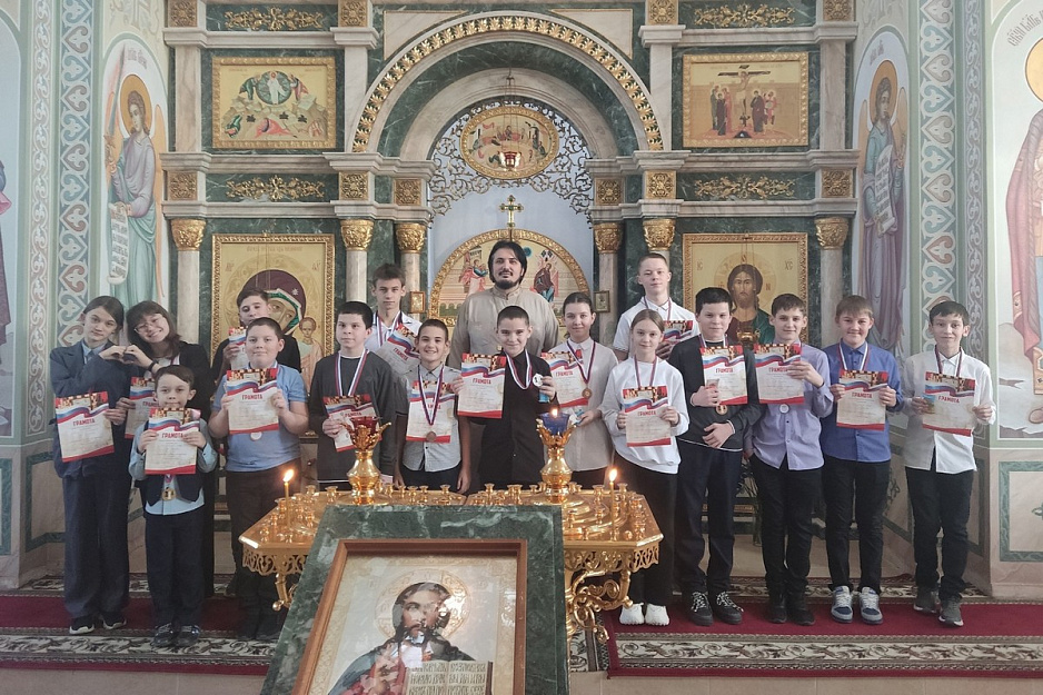 В Частоозерском храме прошёл второй турнир по шахматам «Святочные игры»
