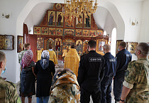 Сотрудники Росгвардии отпраздновали день Крещения Руси в храме великомученика Пантелеимона города Кургана