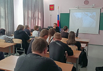 Урок нравственности о Великой Отечественной войне провёл священник в курганском ЦО