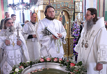 В день Крещения Господня митрополит Даниил совершил праздничную Литургию и великое водосвятие