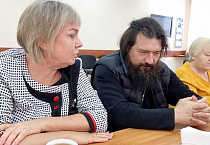 Священник из Половинного принял участие во встрече с местной Администрацией