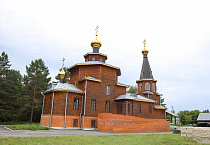 Архиерейская Литургия состоялась в храме села Лесниково