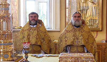 Предпразднство Воздвижения Честного и Животворящего Креста Господня. Божественная литургия