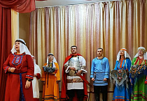 В Курганском областном Доме народного творчества открылась выставка «Наследие и наследники»