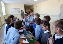 Выставка православной книги состоялась в школе посёлка Варгаши