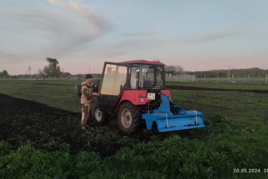 В «Андреевской слободе» приступили к посадке картофеля