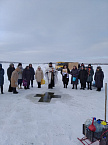 Настоятель села Лисье совершил водосвятный молебен на местном озере