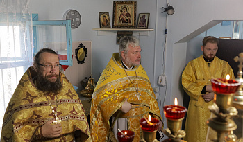 Литургия в день памяти ап. Иакова Алфеева