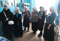 В Курганской больнице поздравили с юбилеем сестру милосердия, исполняющую евангельскую заповедь о болящих