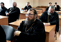 Настоятель курганского храма окончил Курсы повышения квалификации в Академии ФСИН России