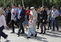 В Парке Победы курганские священники 9 мая совершили литию