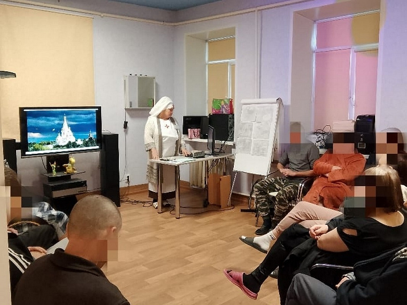 Очередное занятие «Школы “Трезвение”» прошло в Курганской наркодиспансере