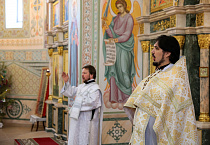 В частоозерском храме состоялась архиерейская Литургия