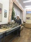 В Кургане сестра милосердия Порт-Артурского храма со школьниками изготавливают окопные свечи для СВО