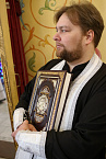 В Рождественский сочельник митрополит Даниил совершил Литургию в Александро-Невском соборе