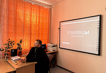 В Кургане священник и школьники участвовали во Всероссийской киноакции