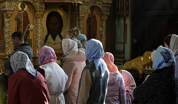 Предпразднство Воздвижения Честного и Животворящего Креста Господня. Божественная литургия