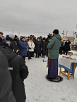 В селе Глядянском освятили новые купола и водрузили их на строящийся храм