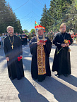 Курганские священники приняли участие во встрече с участниками патриотического автомарша «Дорогами сибирской славы: Красноярск-Брест-2021» 