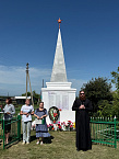 Священник села Межборное в День памяти и скорби участвовал в митинге у обелиска