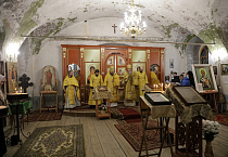 В старинном храме села Усть-Суерское два архиерея совершили Литургию