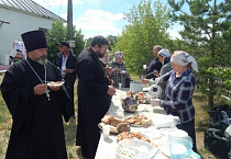 В Вознесенском храме зауральского  села Большое Каменное встретили престольный праздник