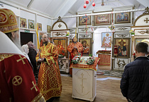 В храме села Садовое совершена первая архиерейская Литургия