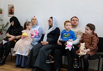 В Порт-Артурском храме города Кургана состоялась Рождественская ёлка для участников социального проекта