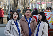 В Кургане возле кафедрального собора  состоялся  пасхальный концерт