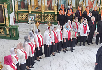 В Троицком соборе Кургана в праздник жен-мироносиц выступил «Поющий город»