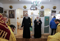 В храме села Половинное два архиерея совершили Божественную литургию