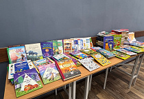 В Кургане члены СПЖ приняли участие в акции «Дарите книги с любовью»