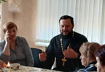 В Лебяжье священник в библиотеке  рассказал о значении праздника Пасхи